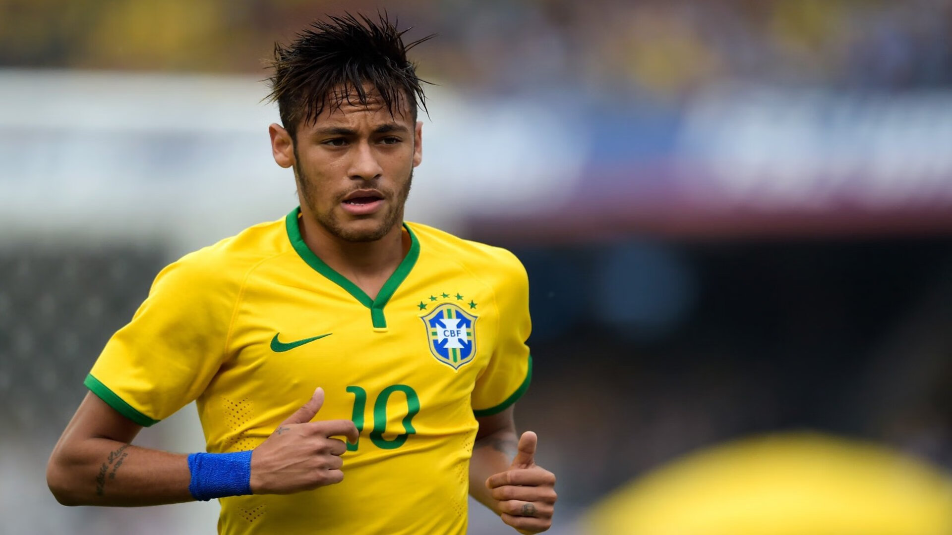 世界杯后：主办国发布赛事志愿者就业跟踪报告 显示志愿经历显著提升应聘成功率